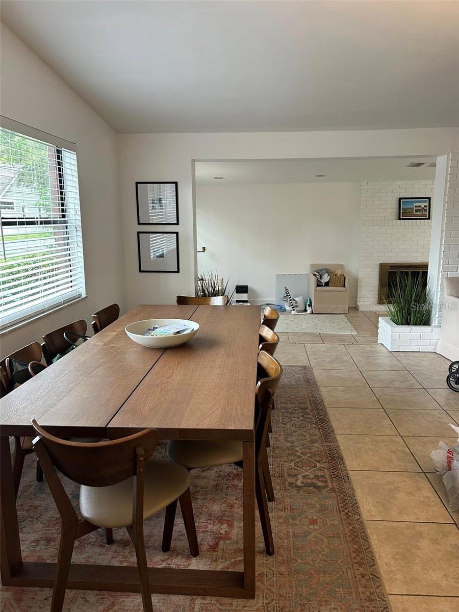 3214 W COACHMAN AVE — photo 4