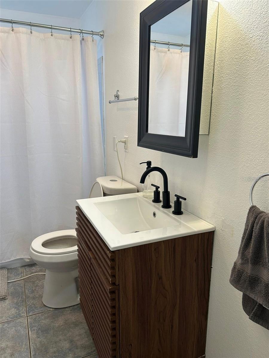 3214 W COACHMAN AVE — photo 5
