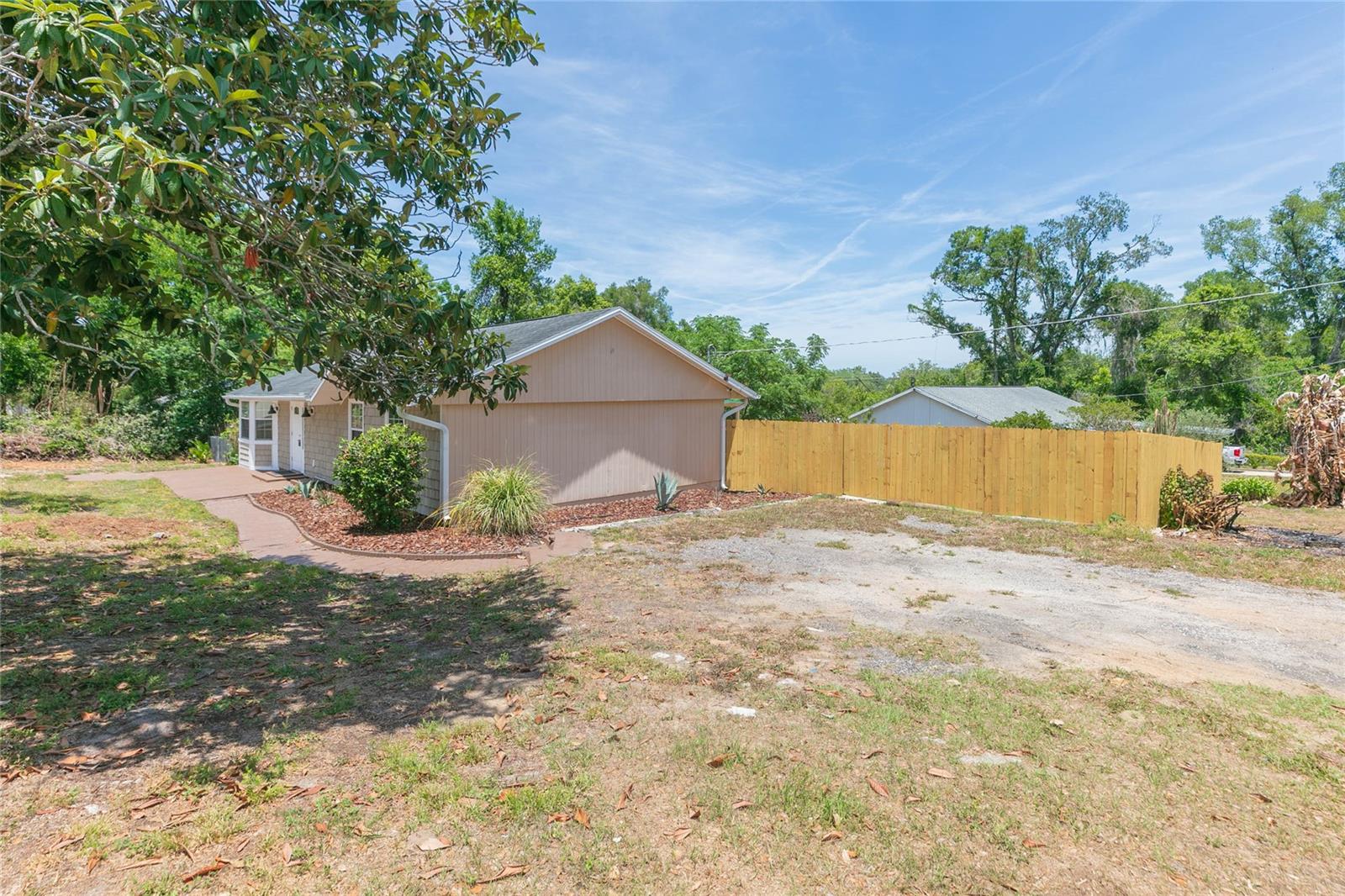 13410 LEE ST — photo 35