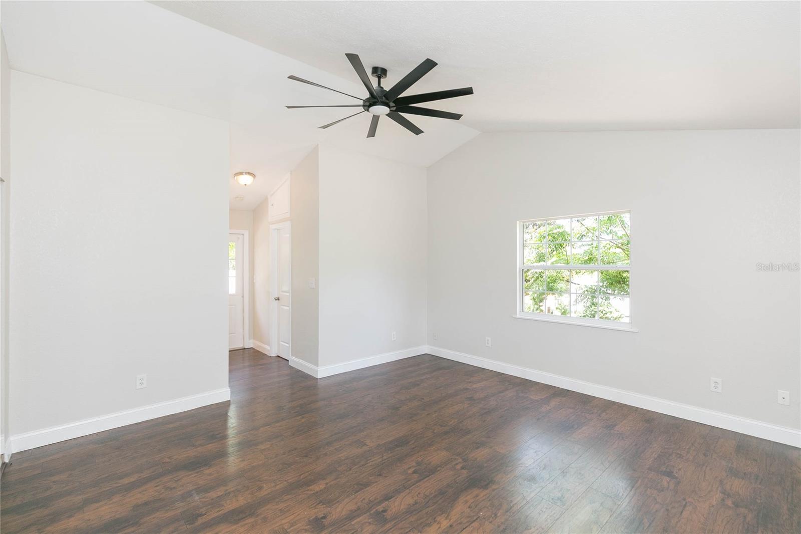 13410 LEE ST — photo 21