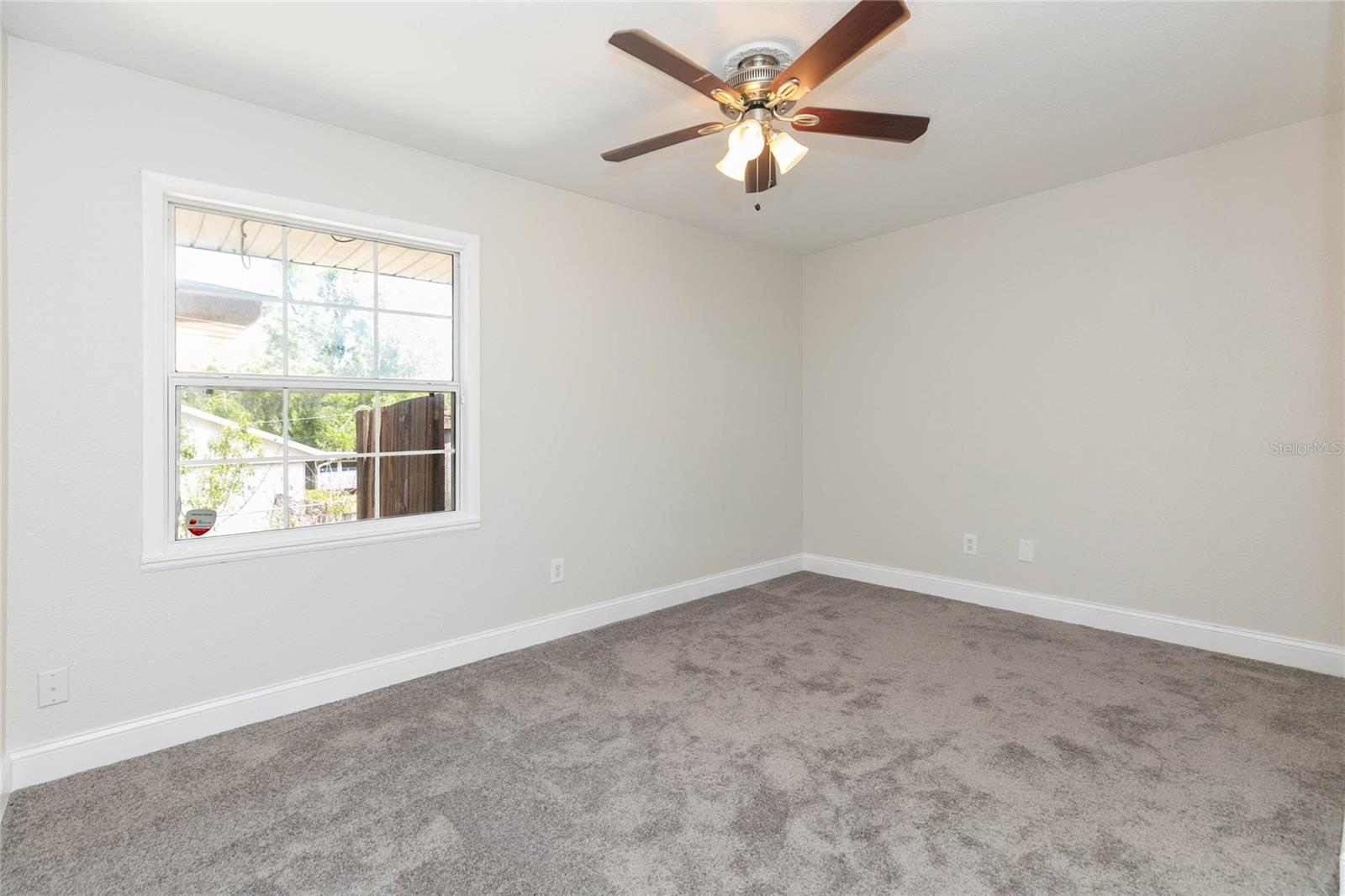 13410 LEE ST — photo 14
