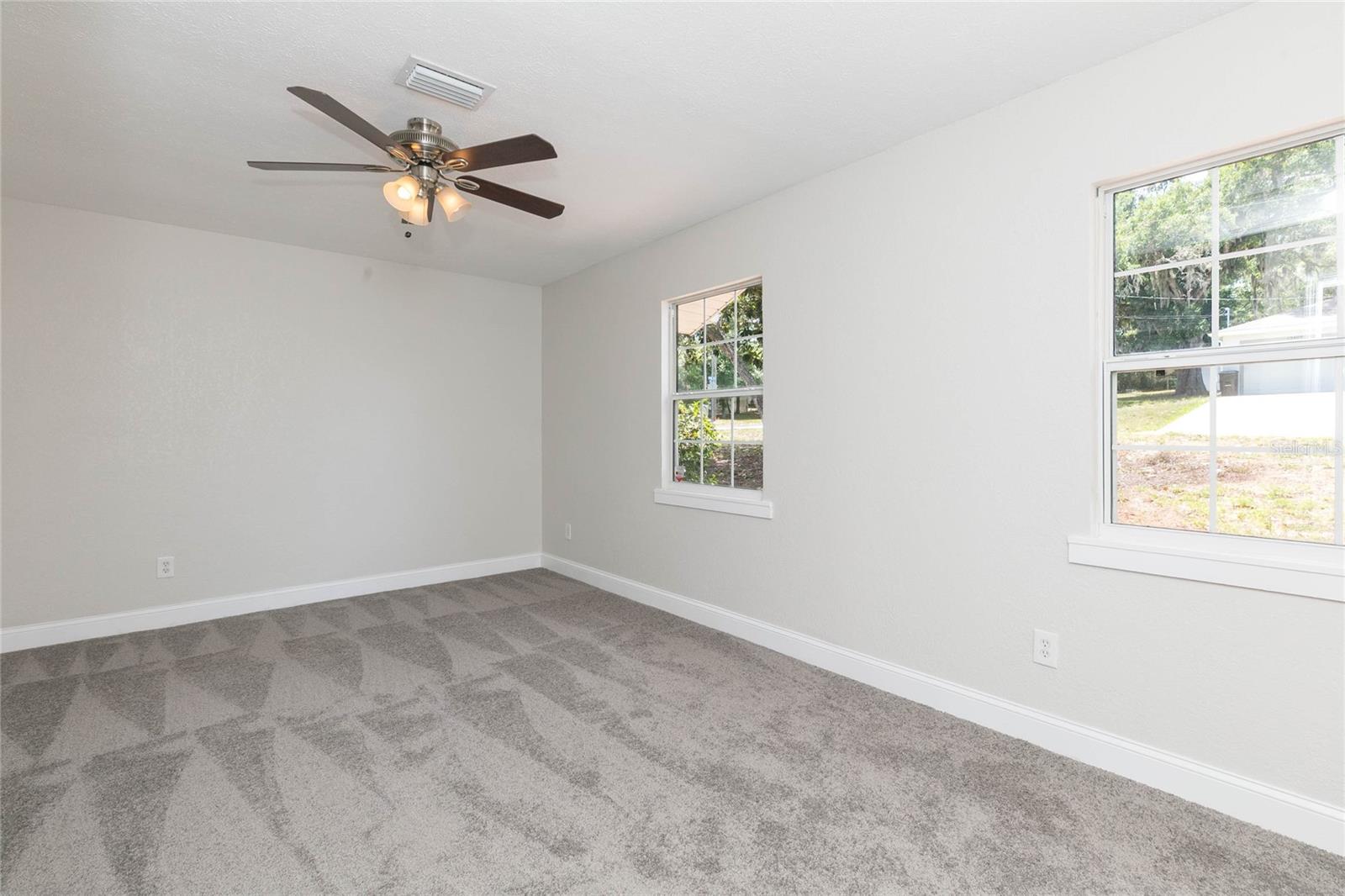 13410 LEE ST — photo 11