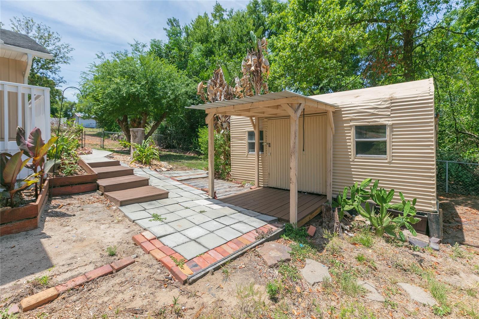 13410 LEE ST — photo 29