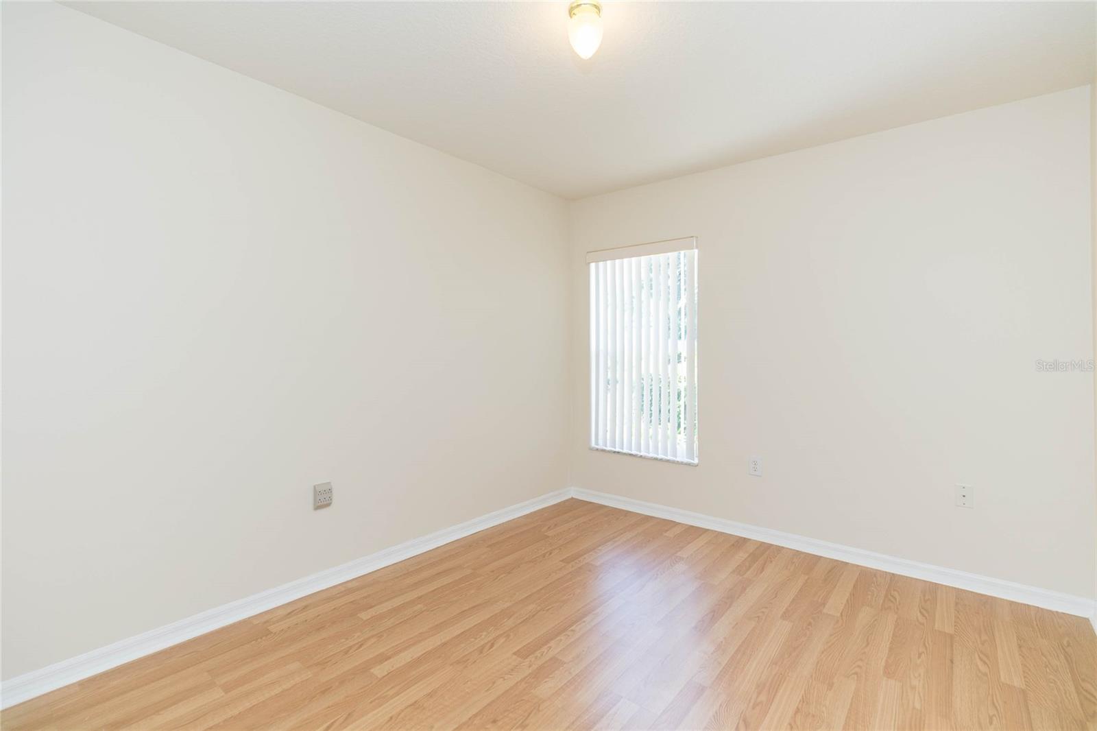 22704 RODERICK DR — photo 19