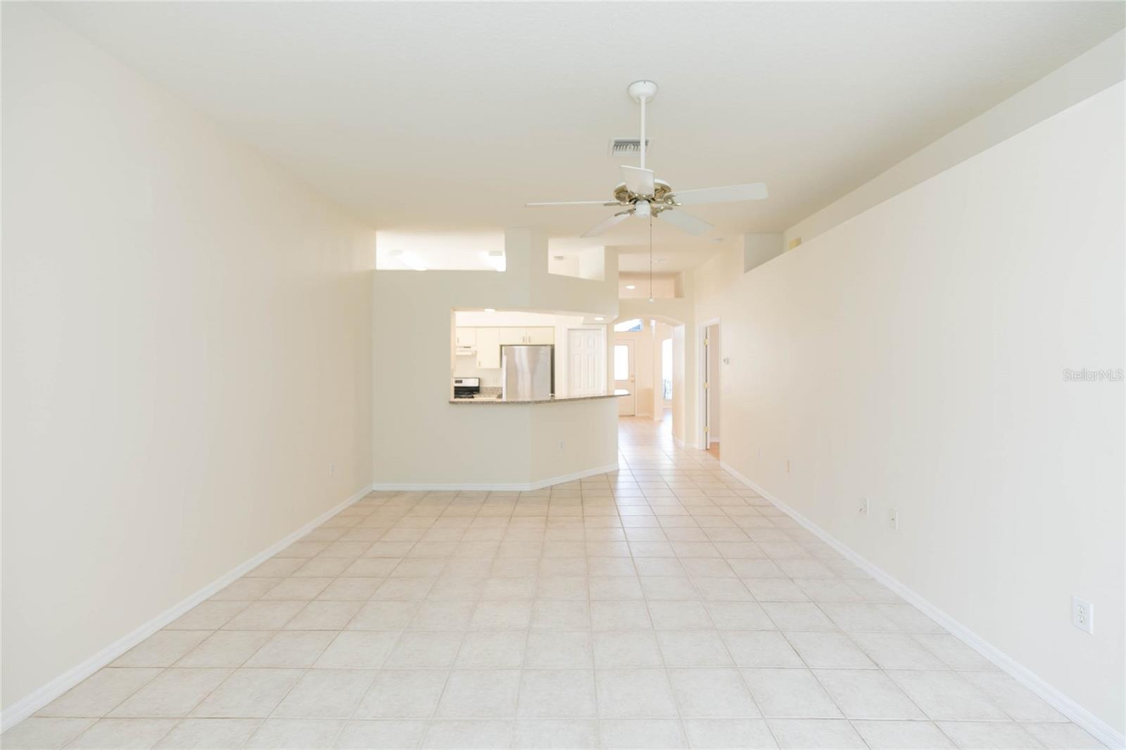 22704 RODERICK DR — photo 18