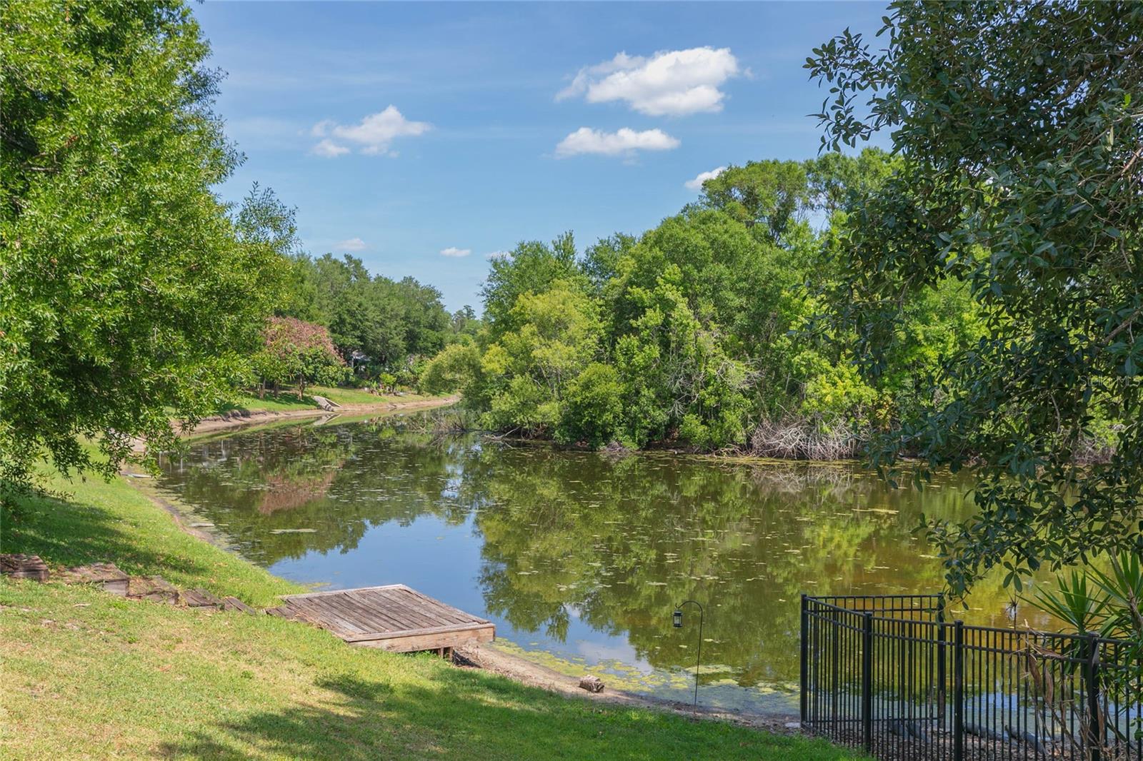 22704 RODERICK DR — photo 39