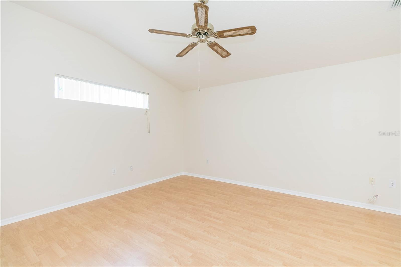 22704 RODERICK DR — photo 24