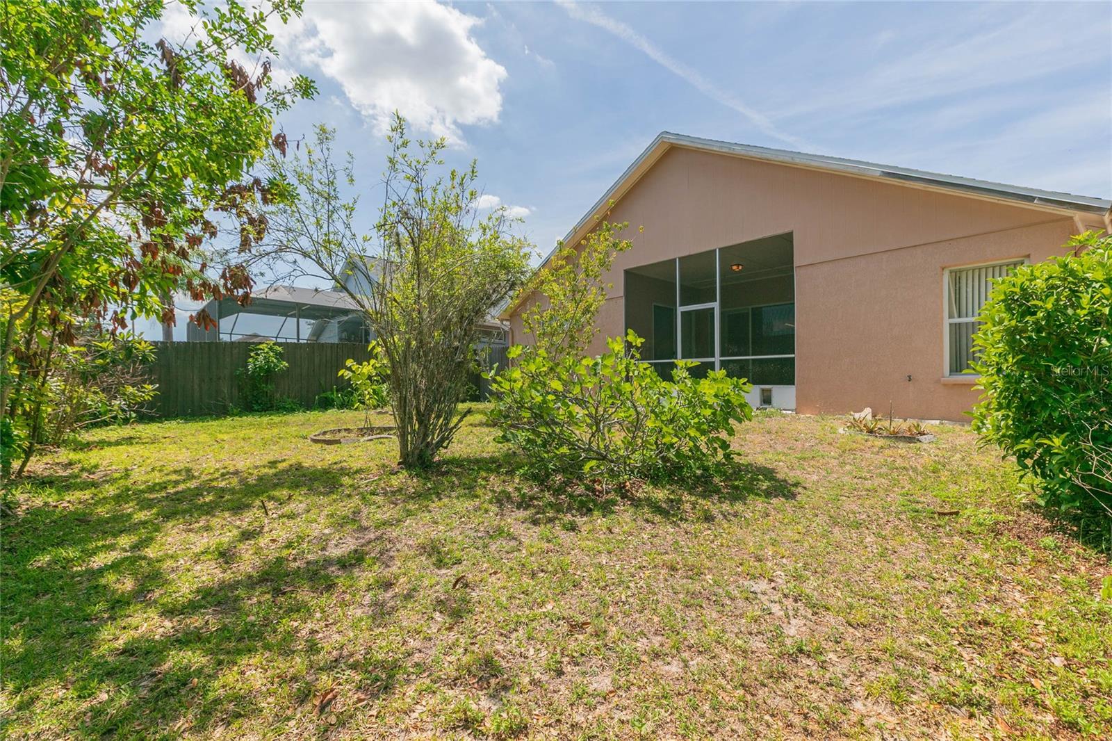 22704 RODERICK DR — photo 38