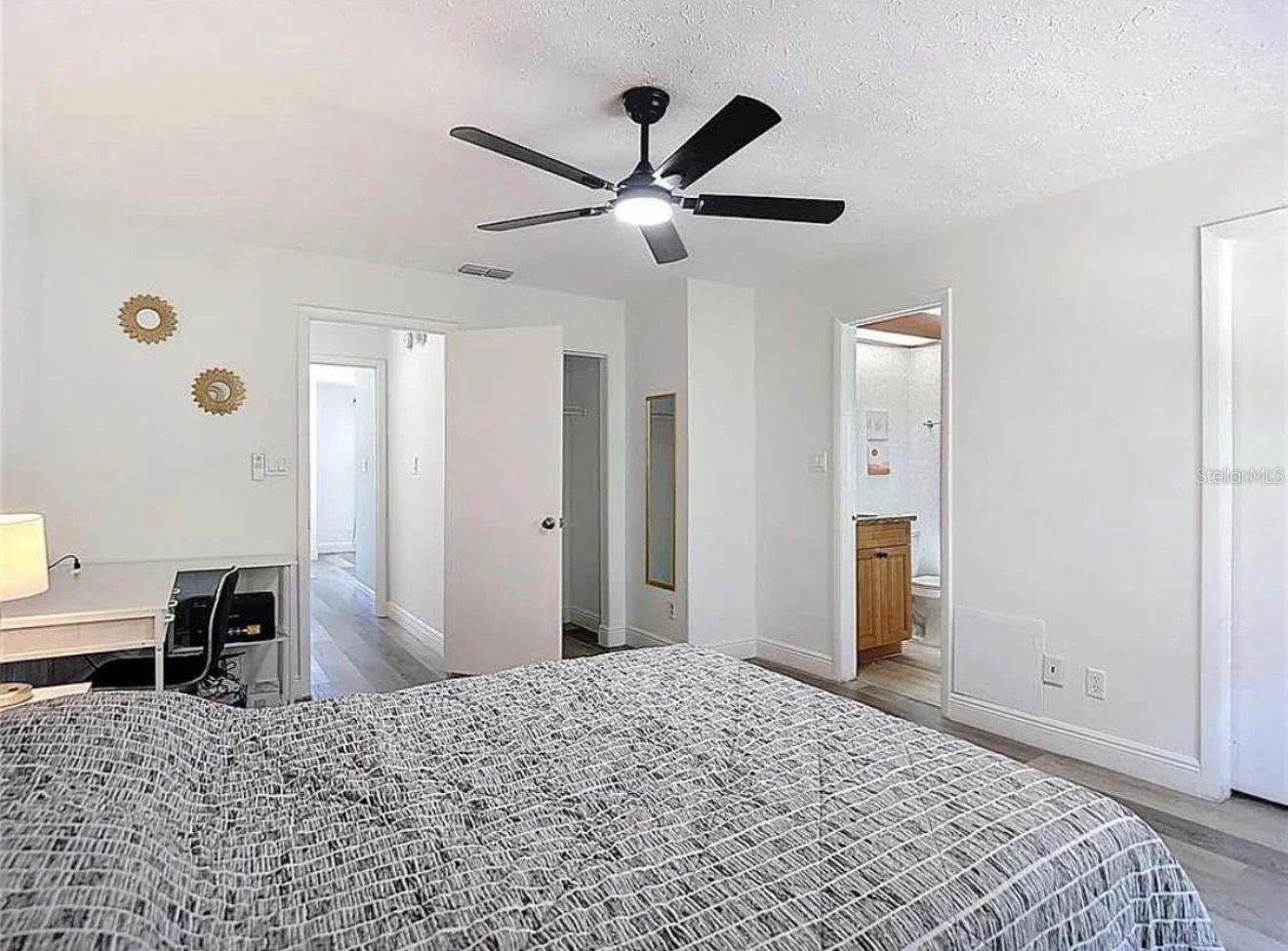 10131 LAKE OAK CIR — photo 6