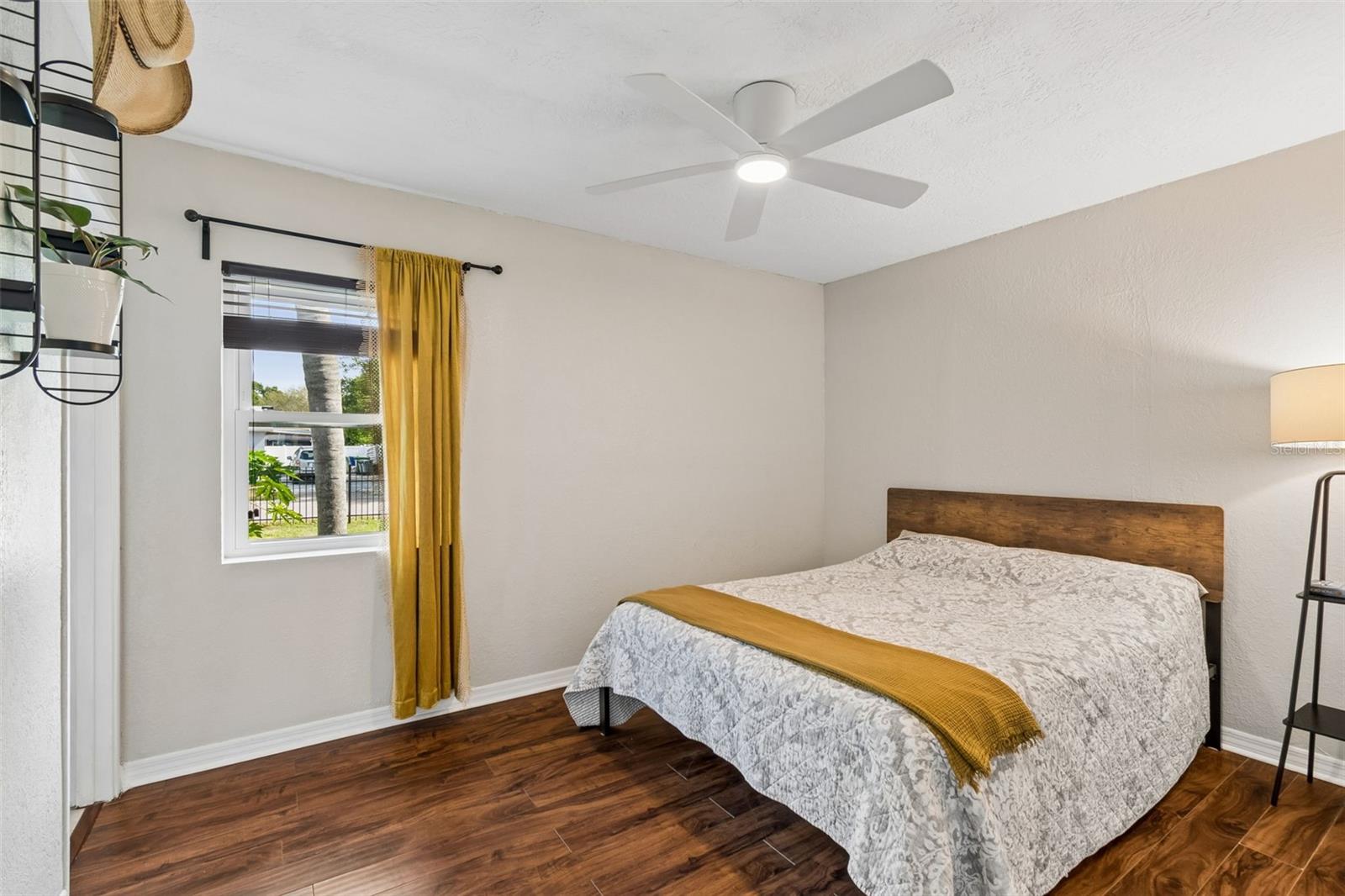 3912 W LEILA AVE — photo 6