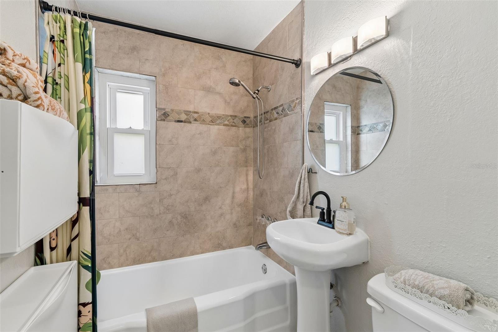3912 W LEILA AVE — photo 11