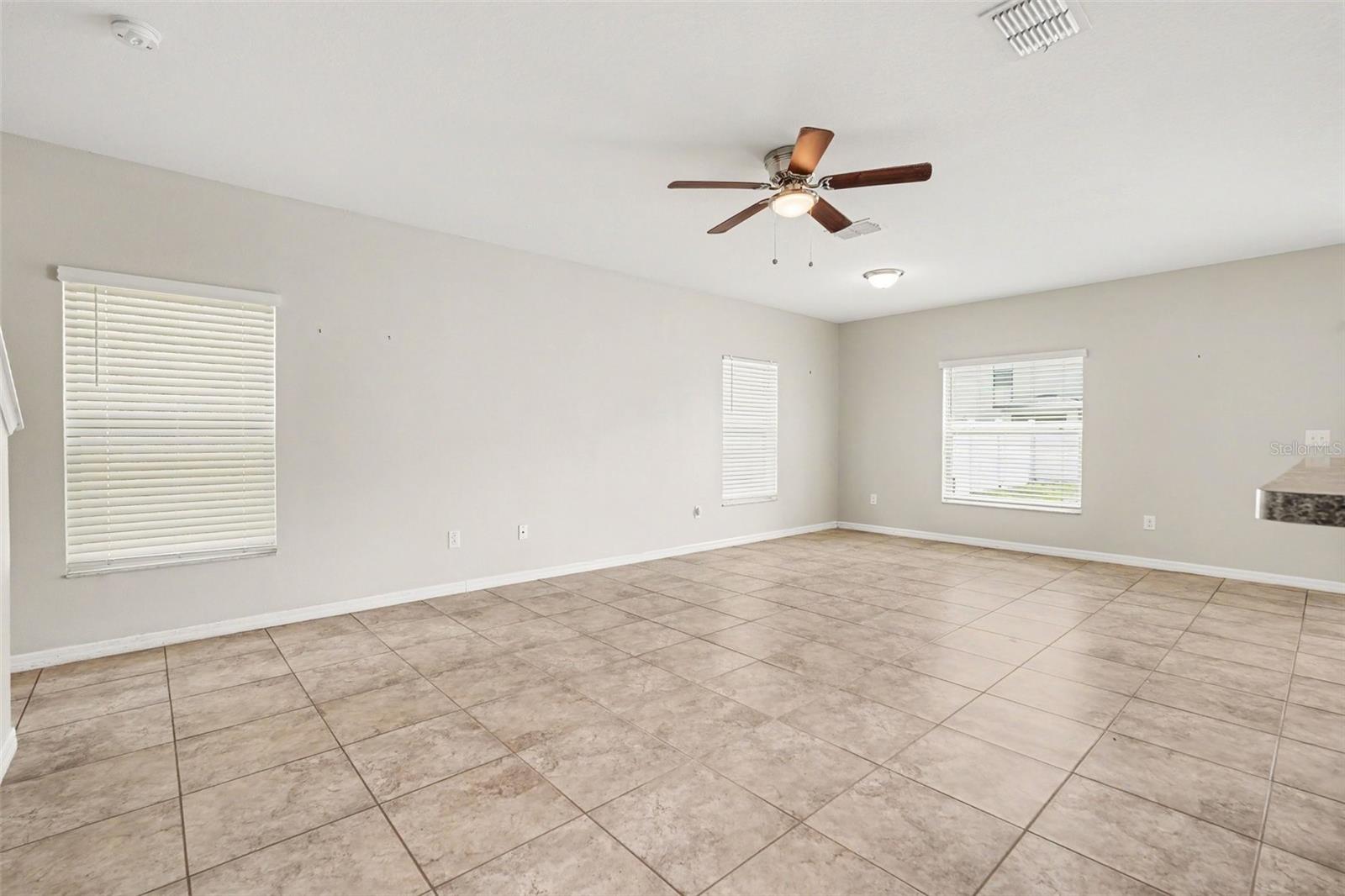 7421 FRENCH MARIGOLD AVE — photo 7