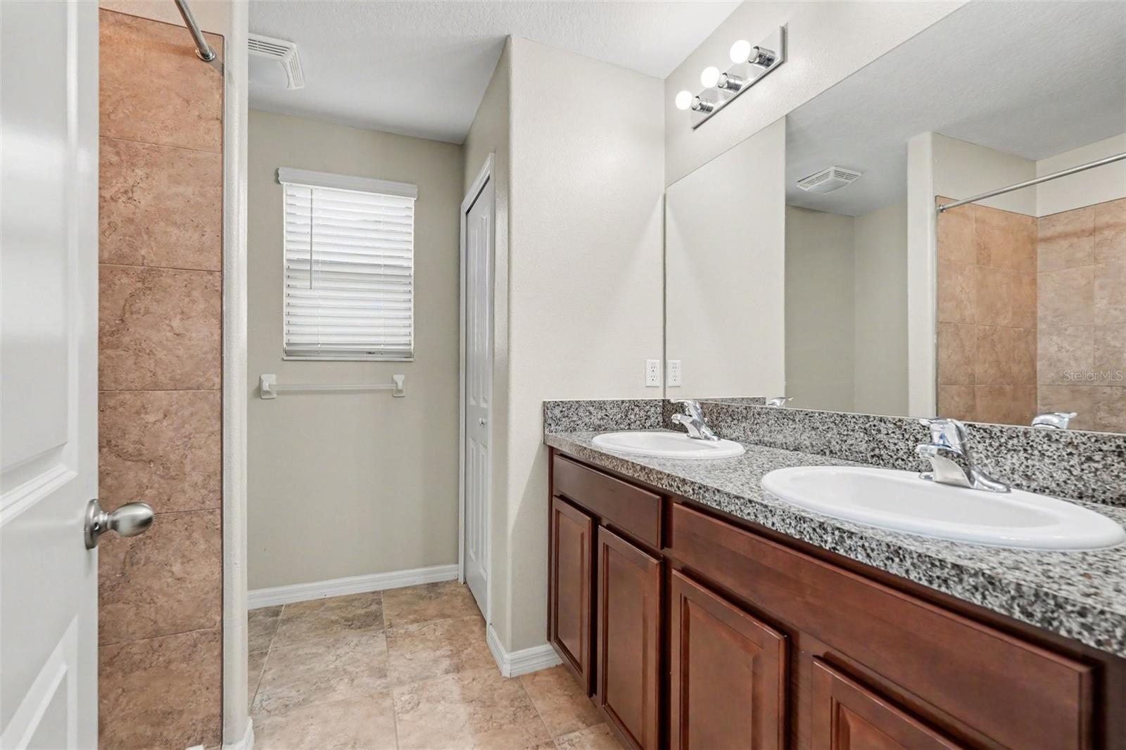7421 FRENCH MARIGOLD AVE — photo 20