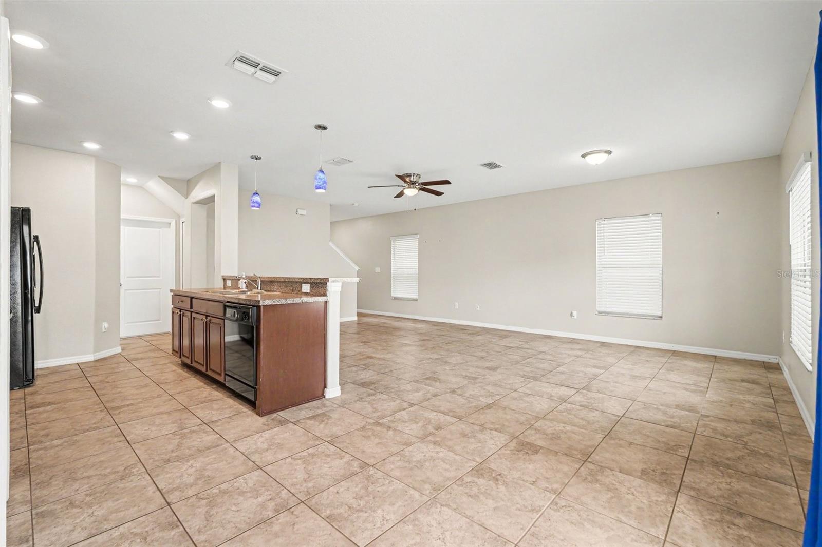 7421 FRENCH MARIGOLD AVE — photo 9