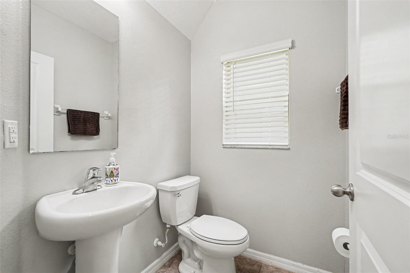 7421 FRENCH MARIGOLD AVE — photo 21