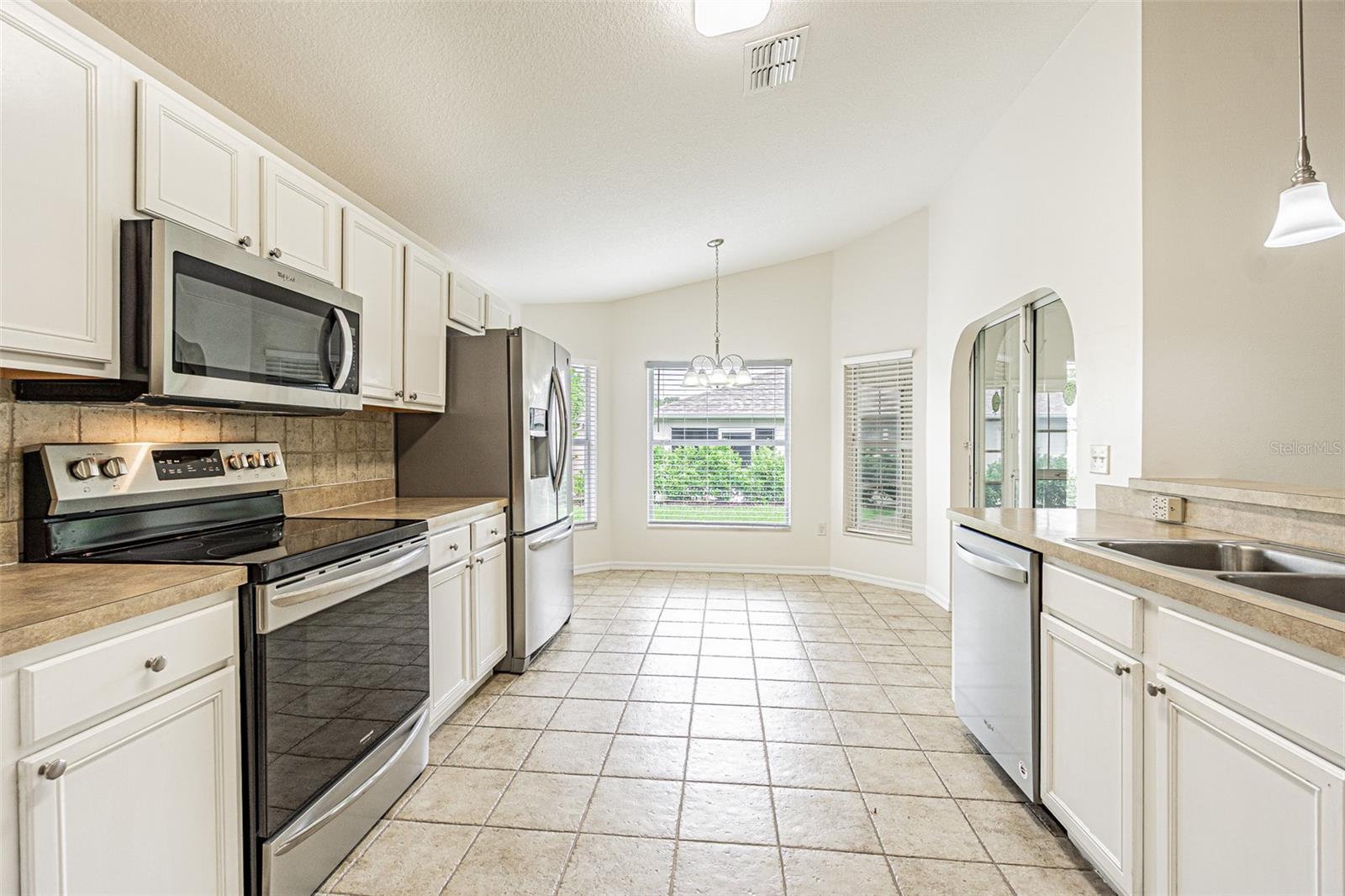 10245 BUNCOMBE WAY — photo 7