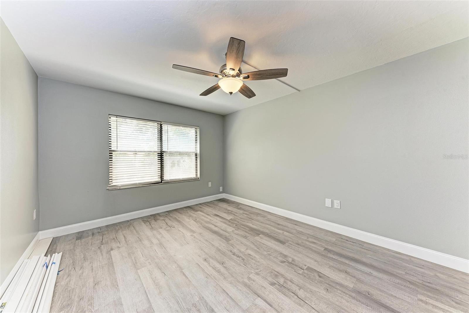 515 30TH AVE W #H201 — photo 22