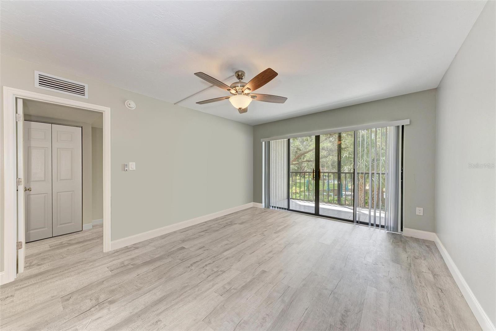 515 30TH AVE W #H201 — photo 10