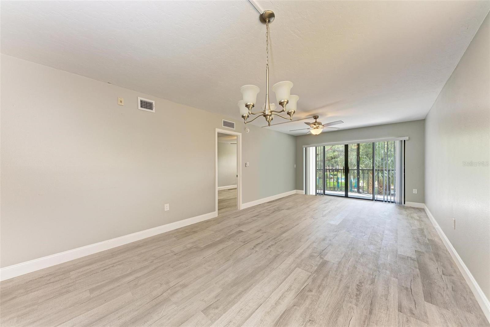 515 30TH AVE W #H201 — photo 21