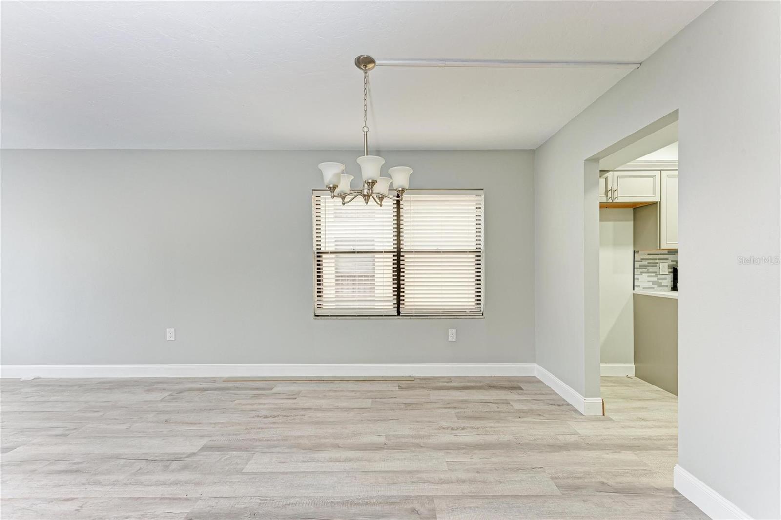 515 30TH AVE W #H201 — photo 17