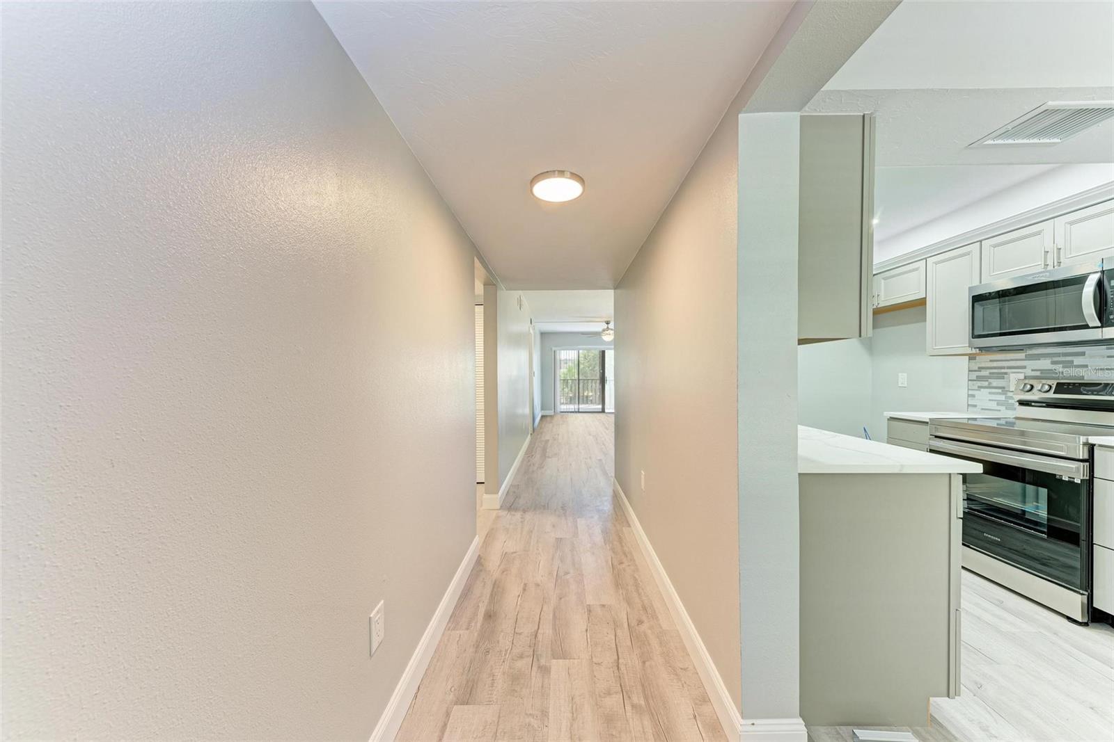 515 30TH AVE W #H201 — photo 3