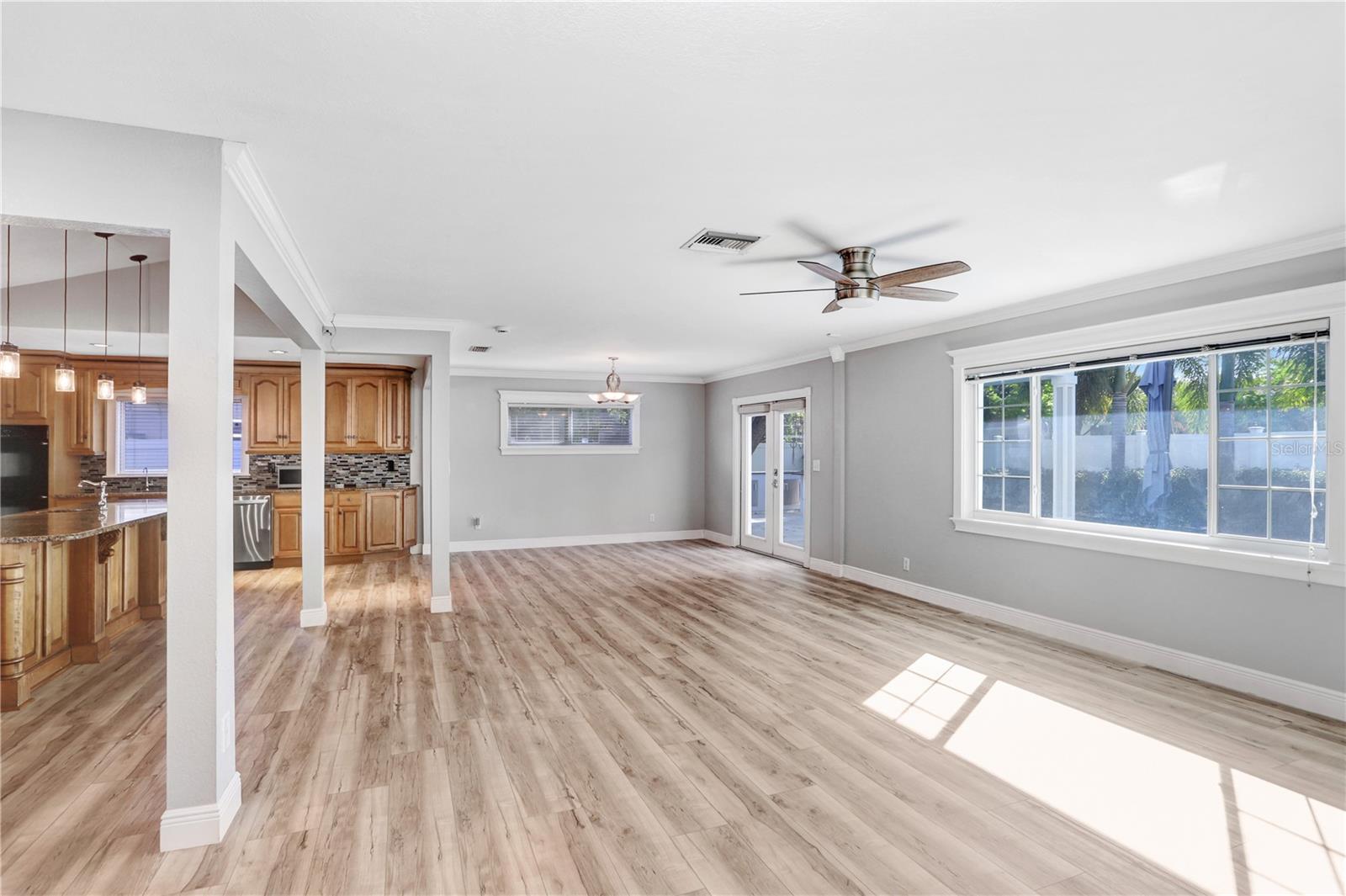 8404 BLACKSTONE CT — photo 9