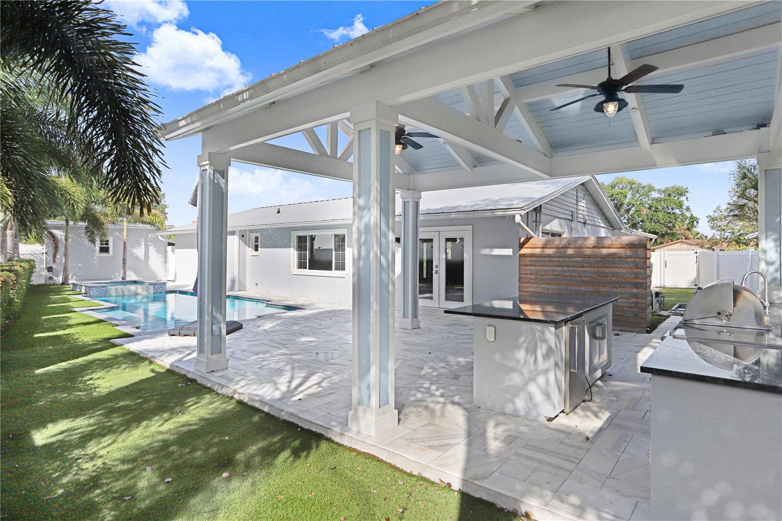 8404 BLACKSTONE CT — photo 31