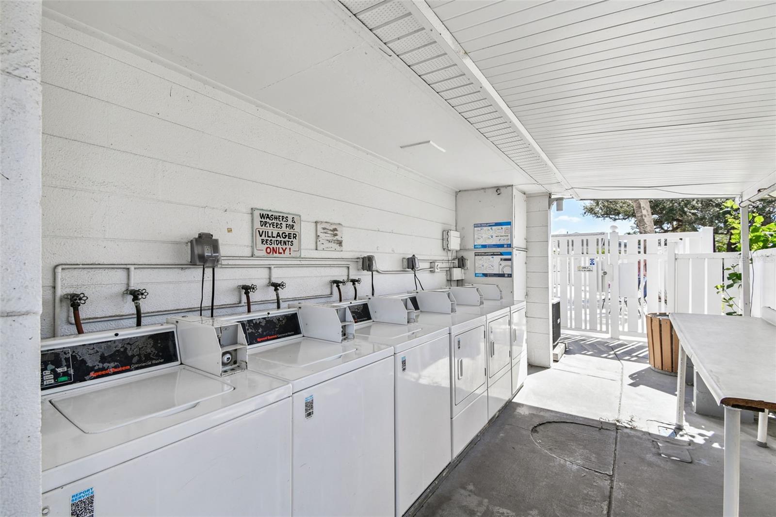 6072 ARLENE WAY — photo 40