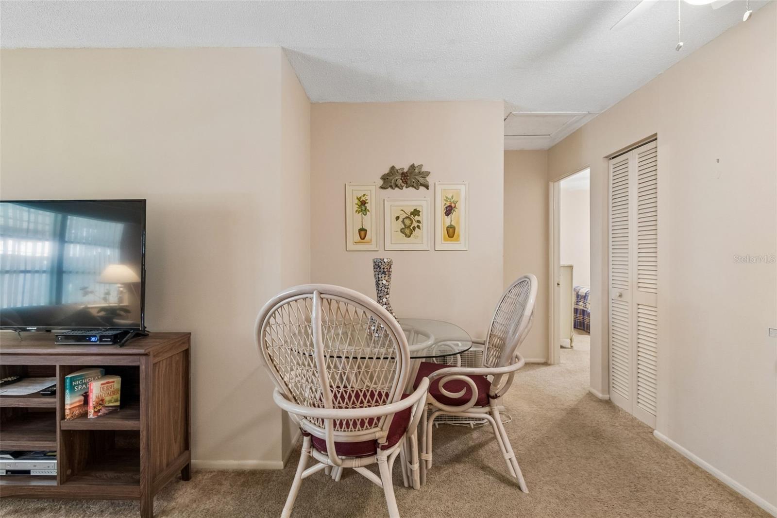 6072 ARLENE WAY — photo 14