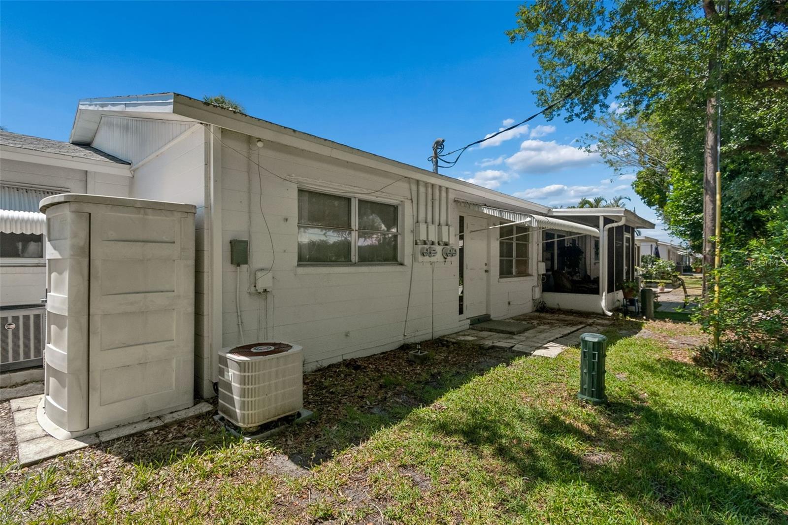 6072 ARLENE WAY — photo 25