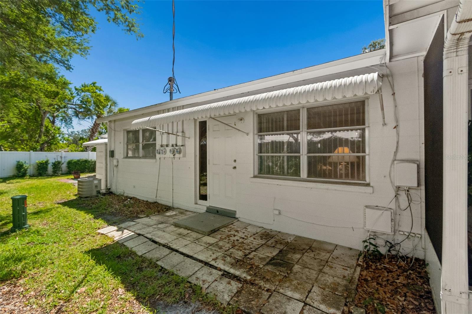6072 ARLENE WAY — photo 27