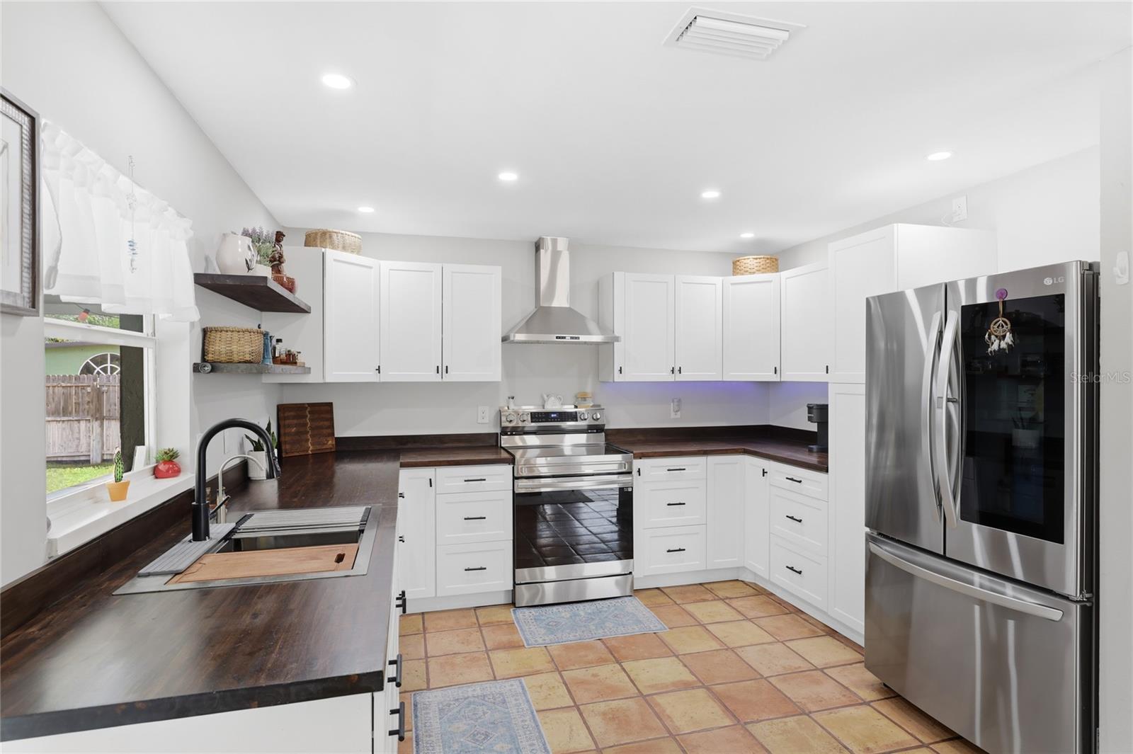 3670 SUNSET BEACH DR — photo 12