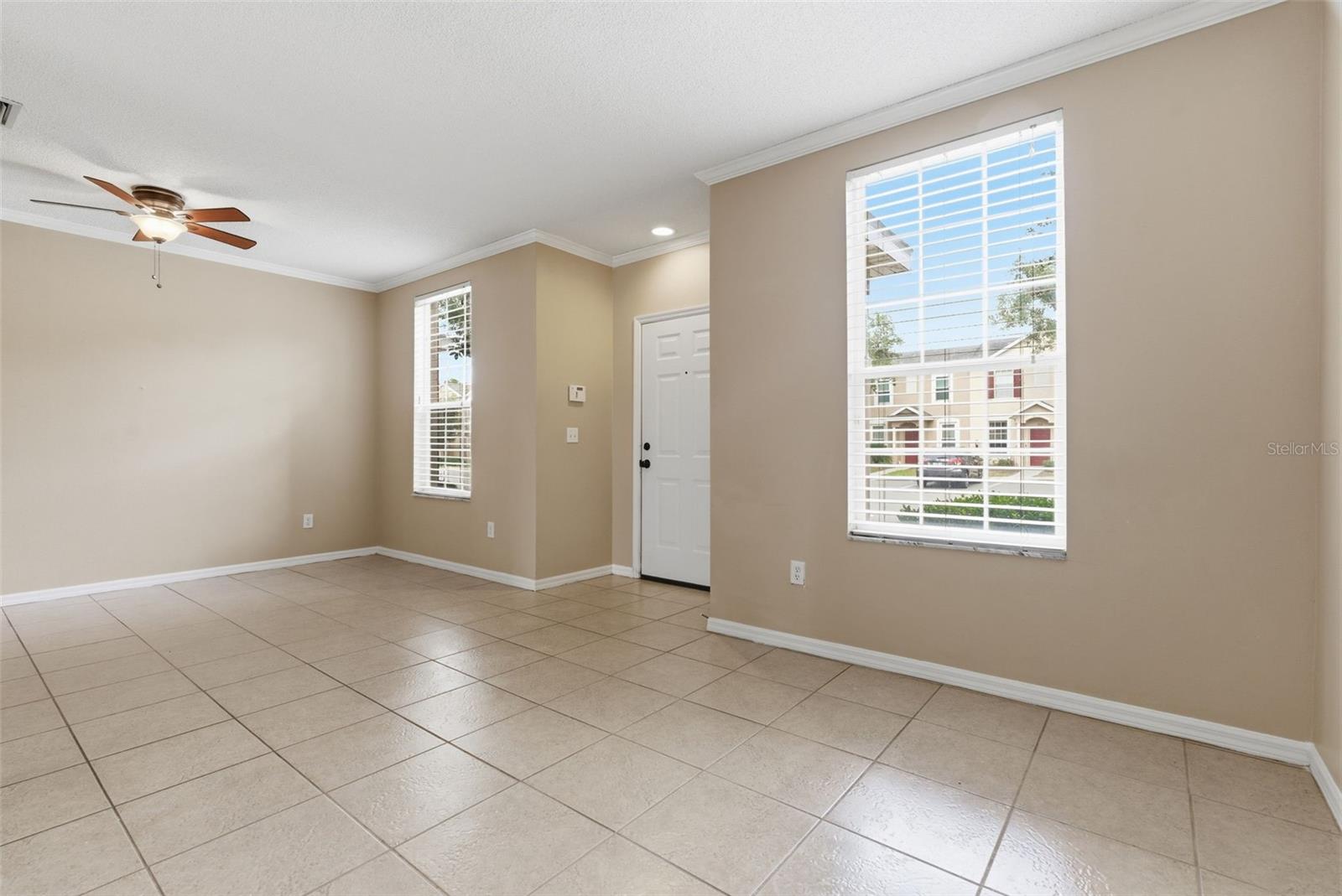 1415 SEDGWICK DR — photo 10