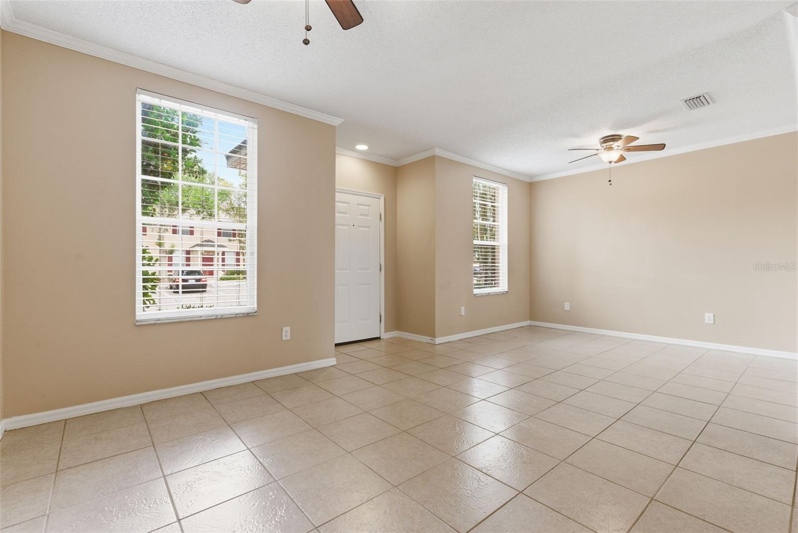 1415 SEDGWICK DR — photo 11