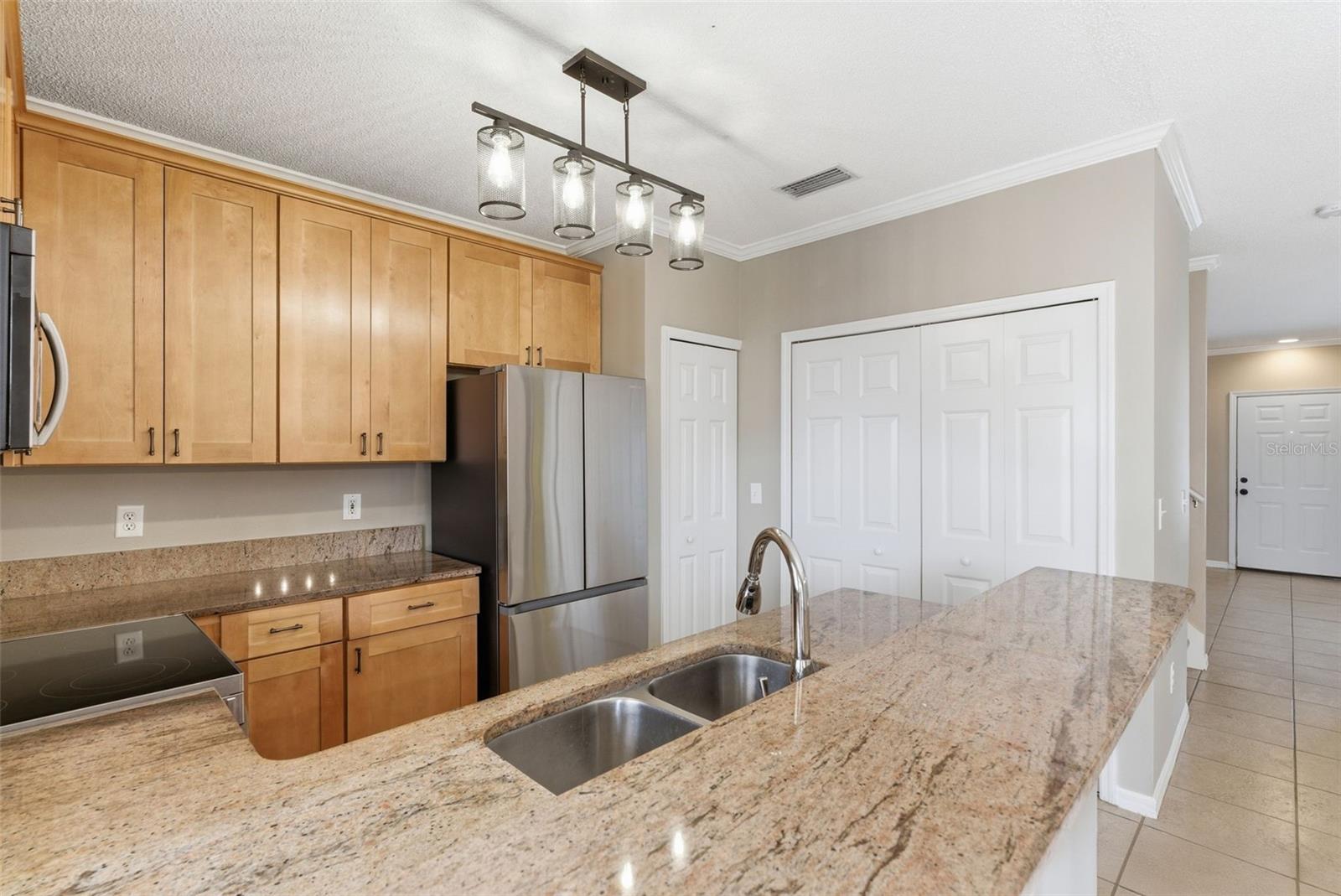 1415 SEDGWICK DR — photo 21