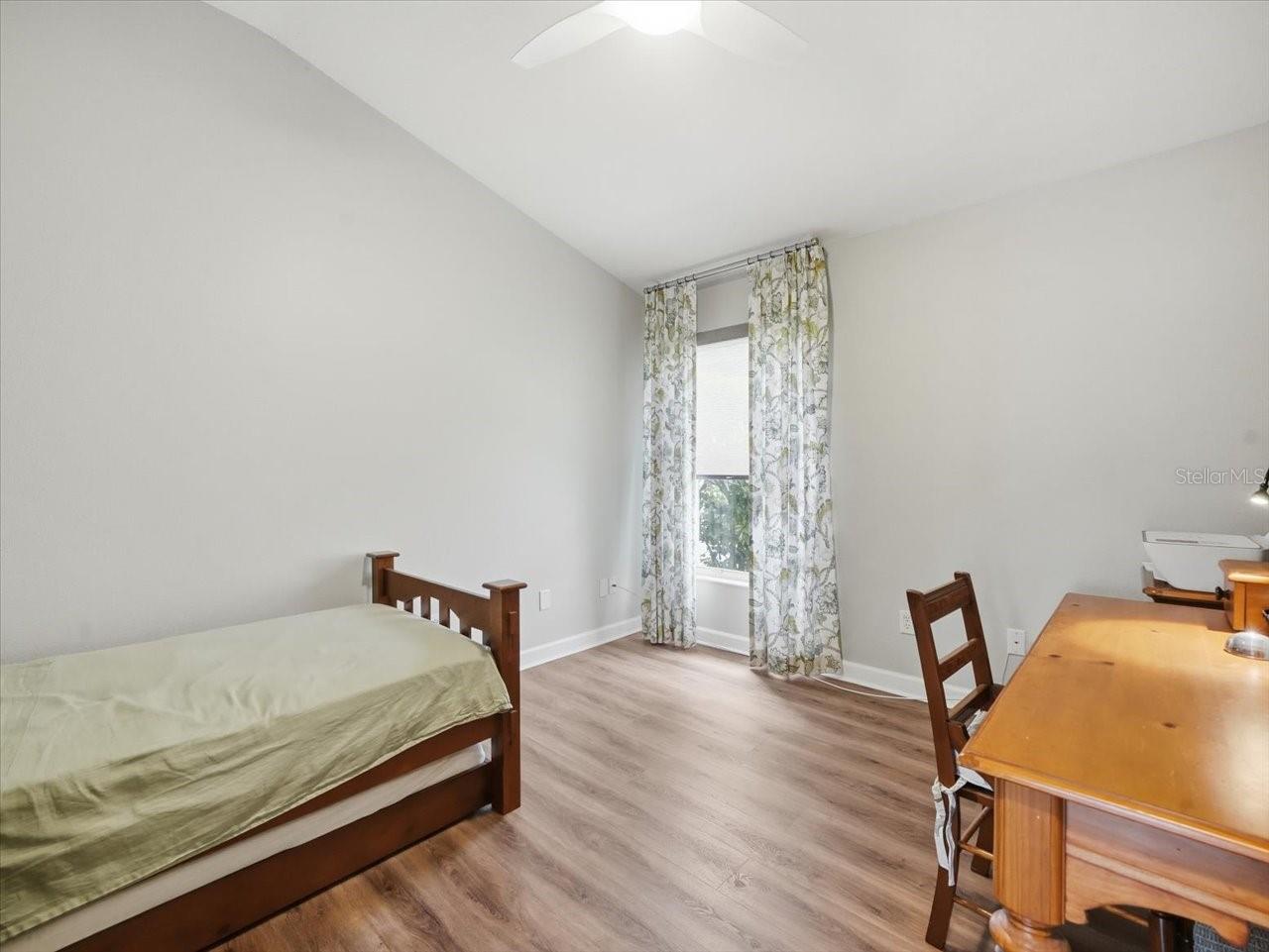 19409 GOLDEN SLIPPER PL — photo 33