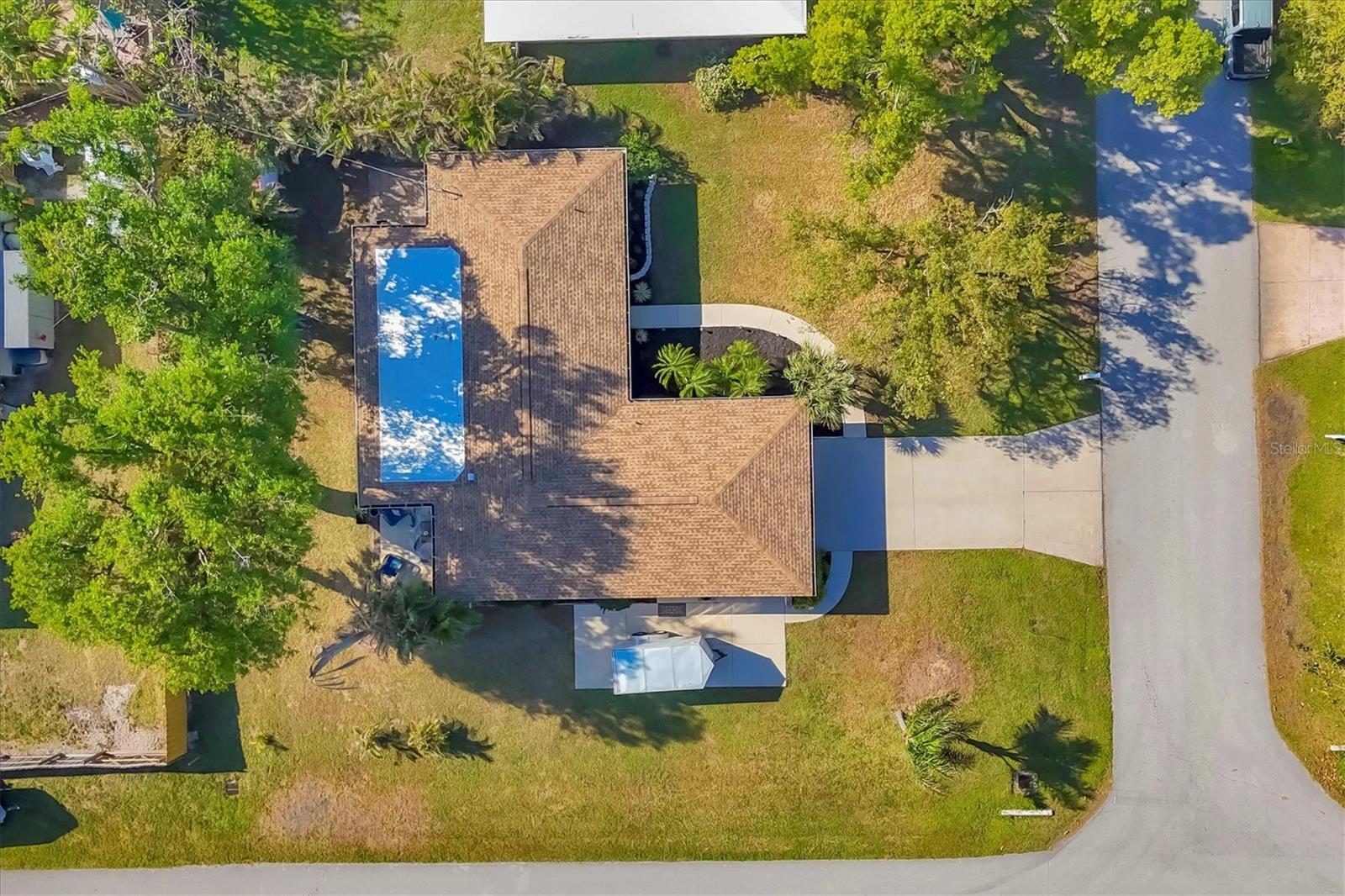 448 REDWOOD RD — photo 30