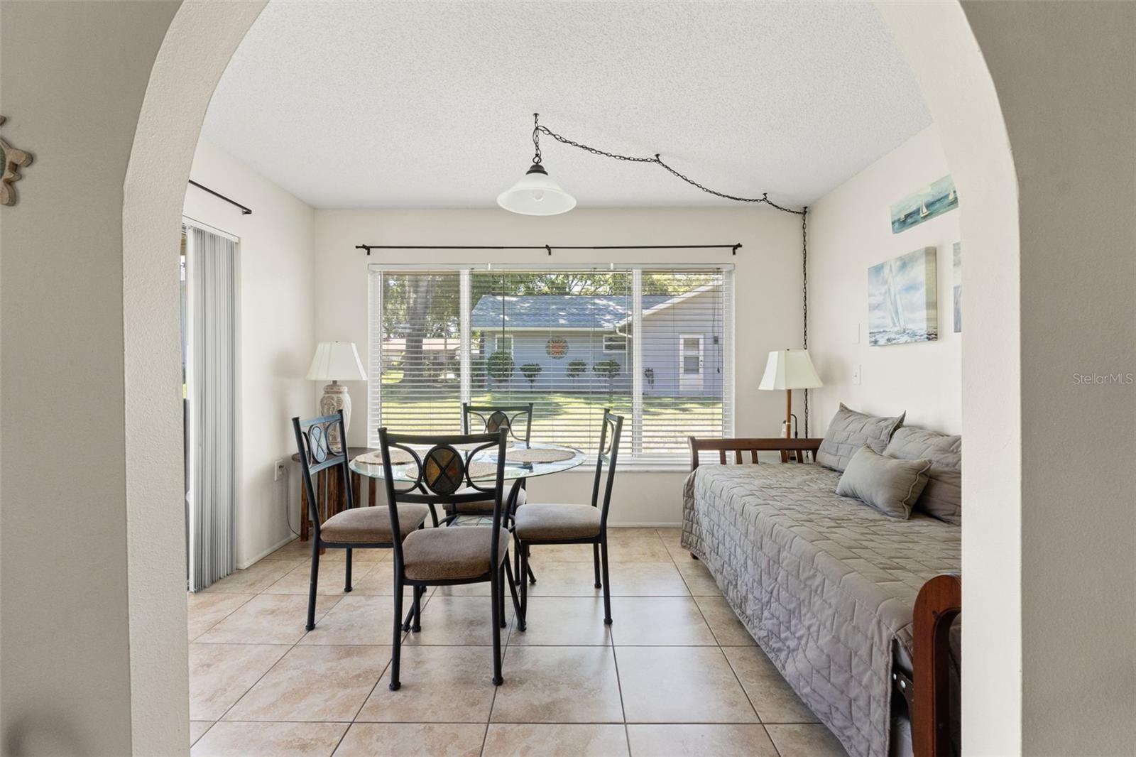 10520 SPRINGWOOD DR — photo 15