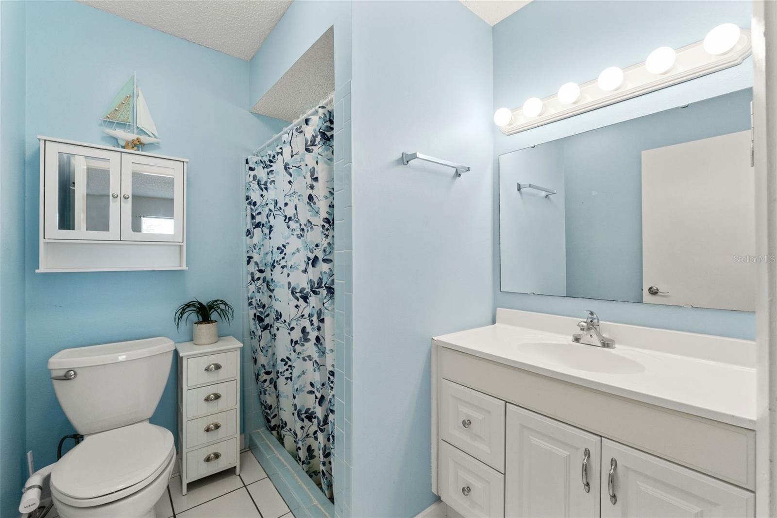 10520 SPRINGWOOD DR — photo 26