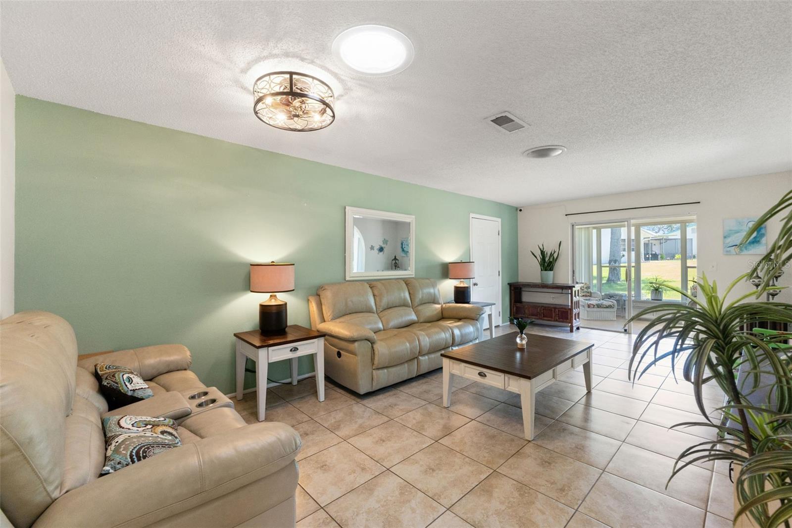 10520 SPRINGWOOD DR — photo 14