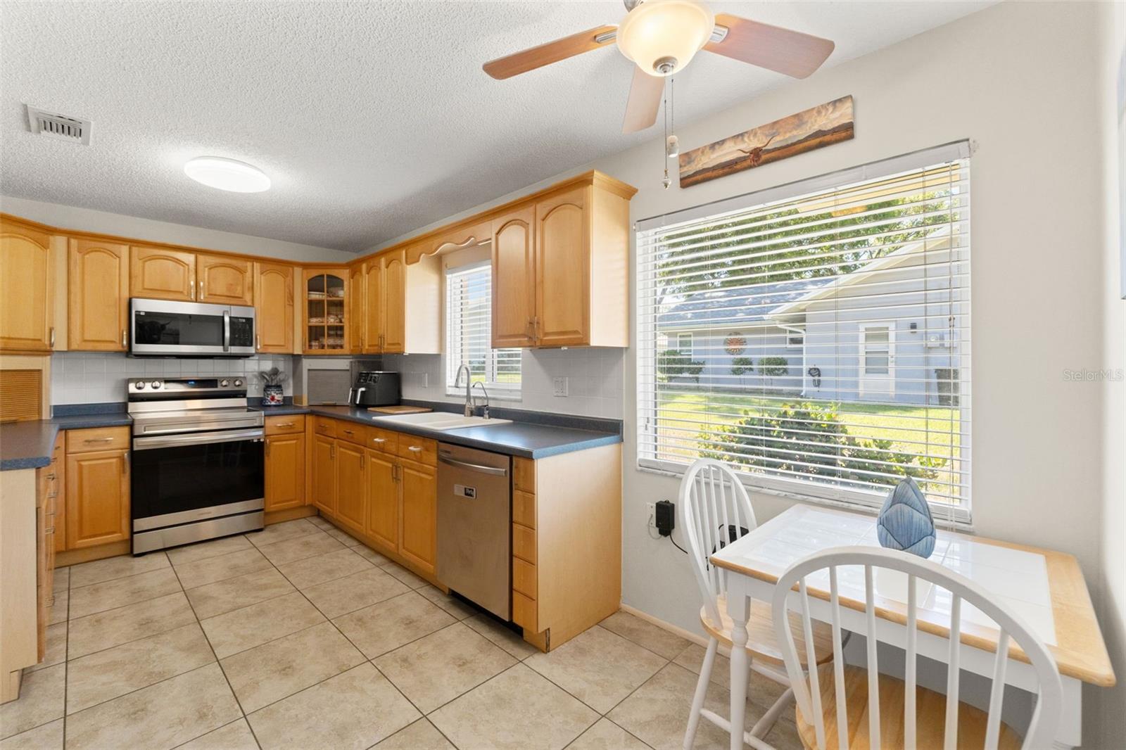 10520 SPRINGWOOD DR — photo 12