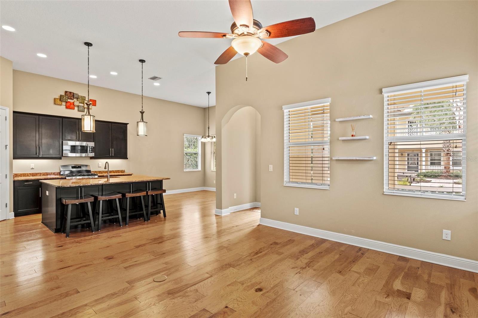 514 WINTERSIDE DR — photo 9