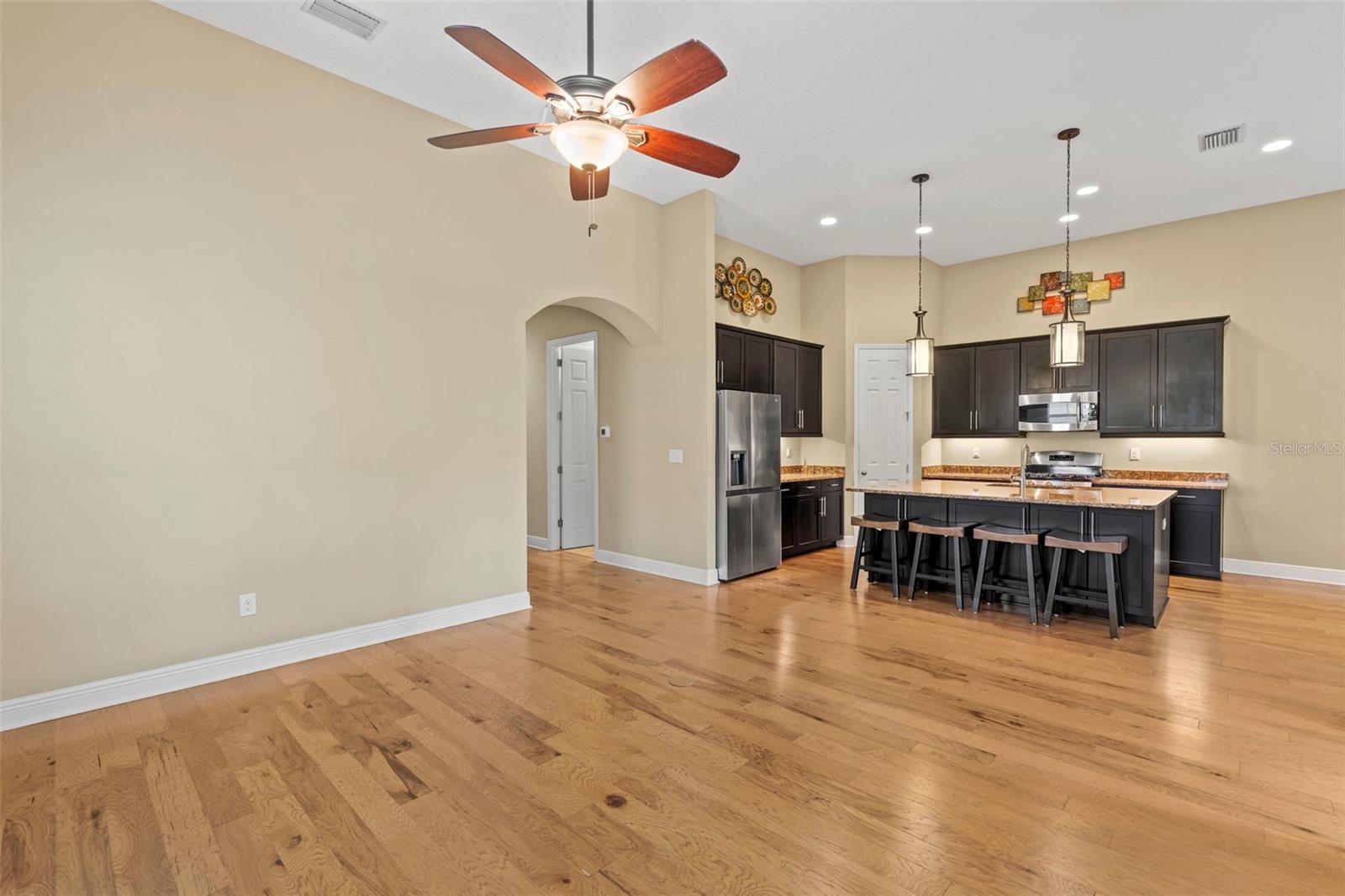 514 WINTERSIDE DR — photo 8