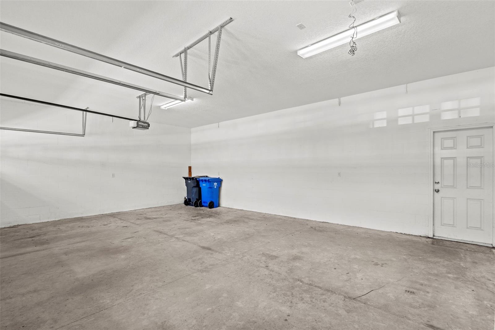 514 WINTERSIDE DR — photo 47