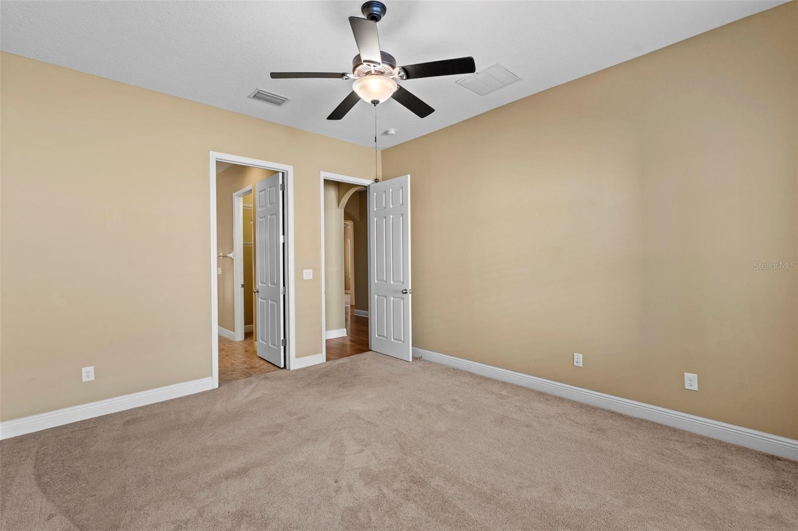 514 WINTERSIDE DR — photo 32