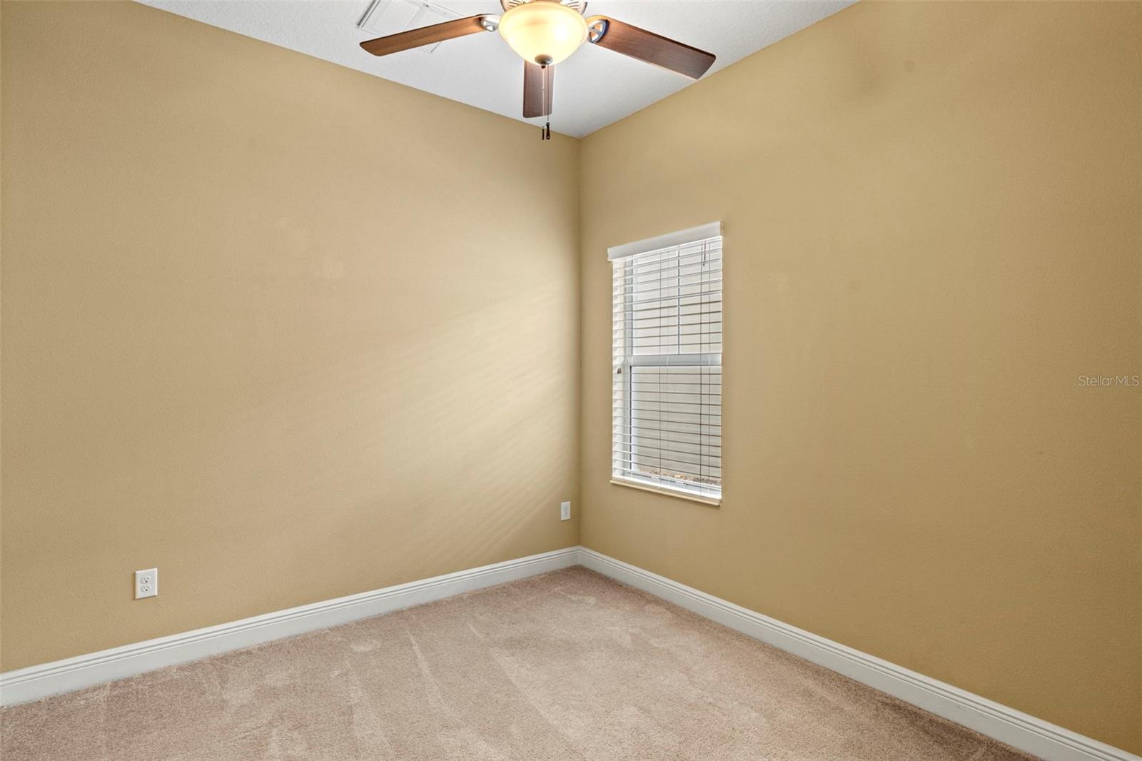 514 WINTERSIDE DR — photo 23