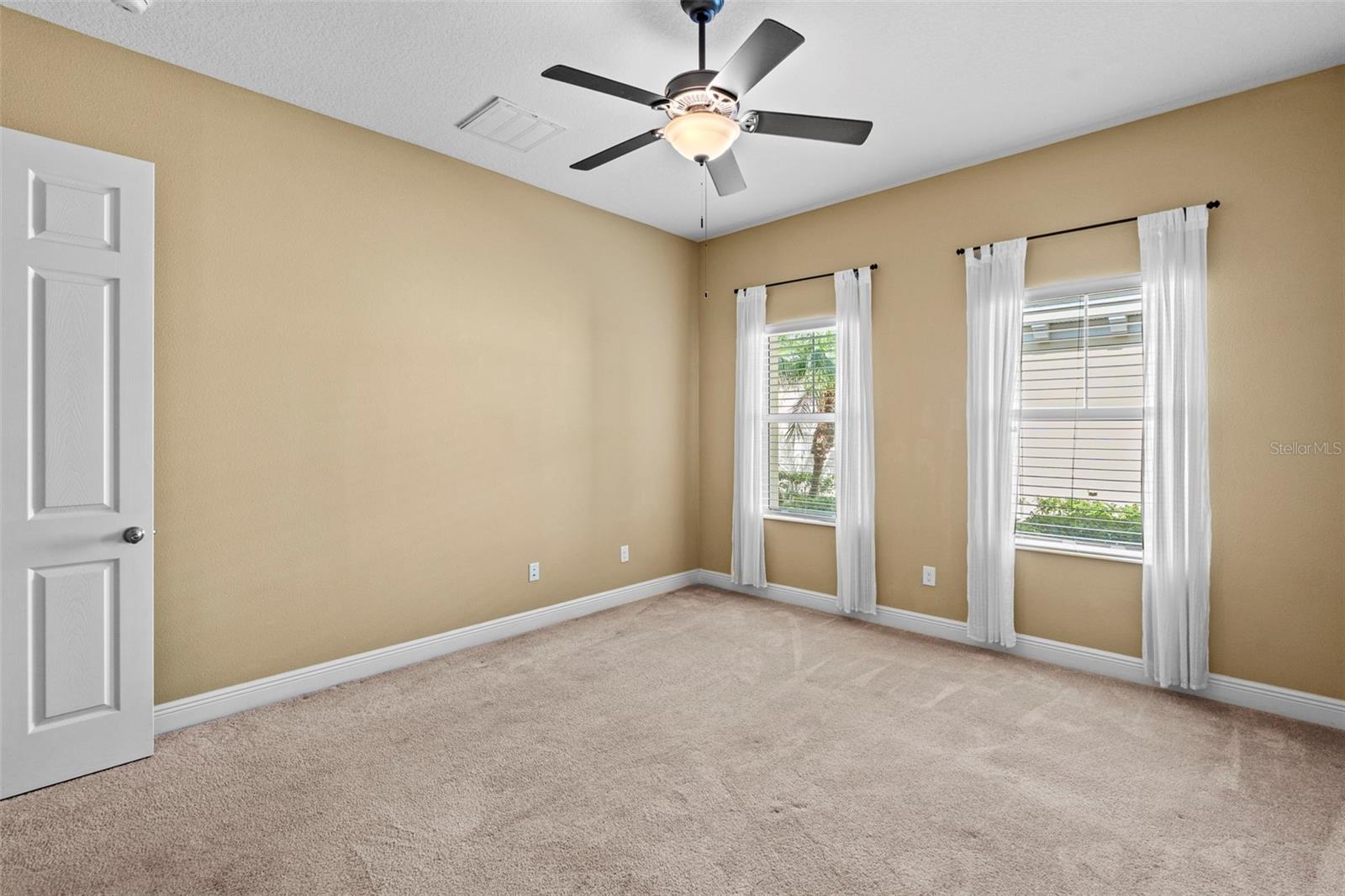 514 WINTERSIDE DR — photo 33