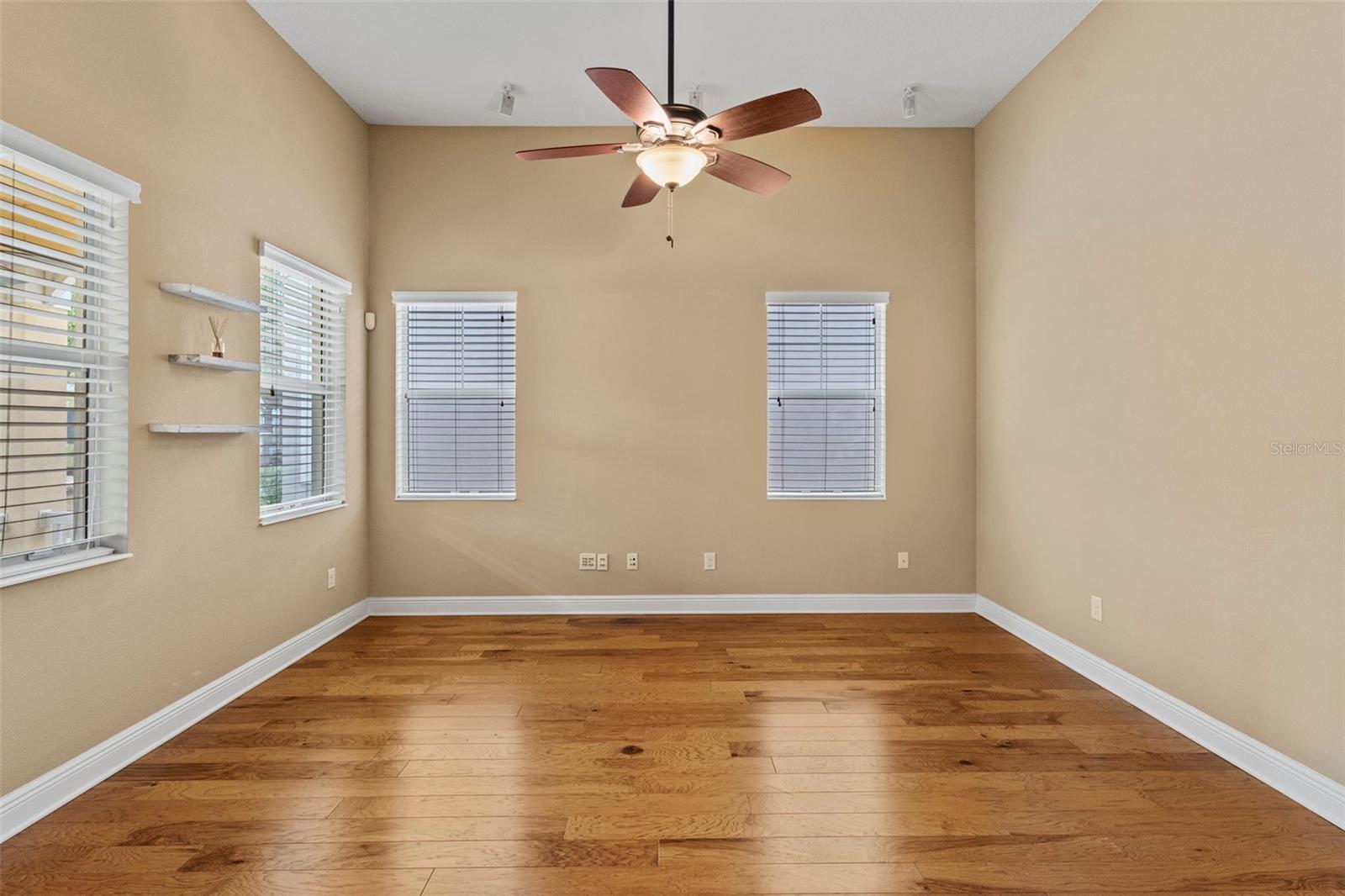 514 WINTERSIDE DR — photo 11