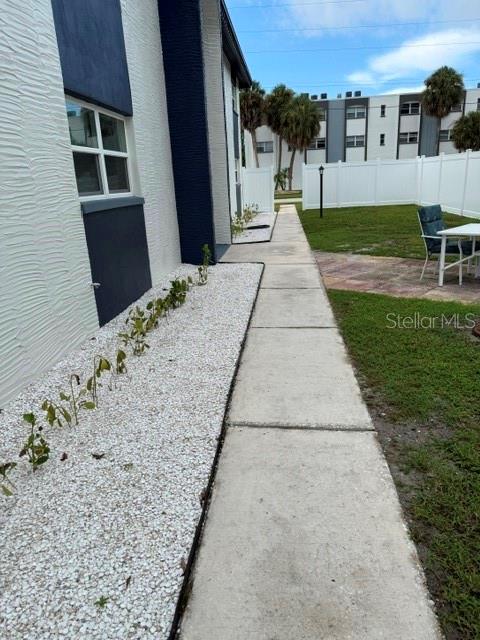 439 76TH AVE N — photo 21