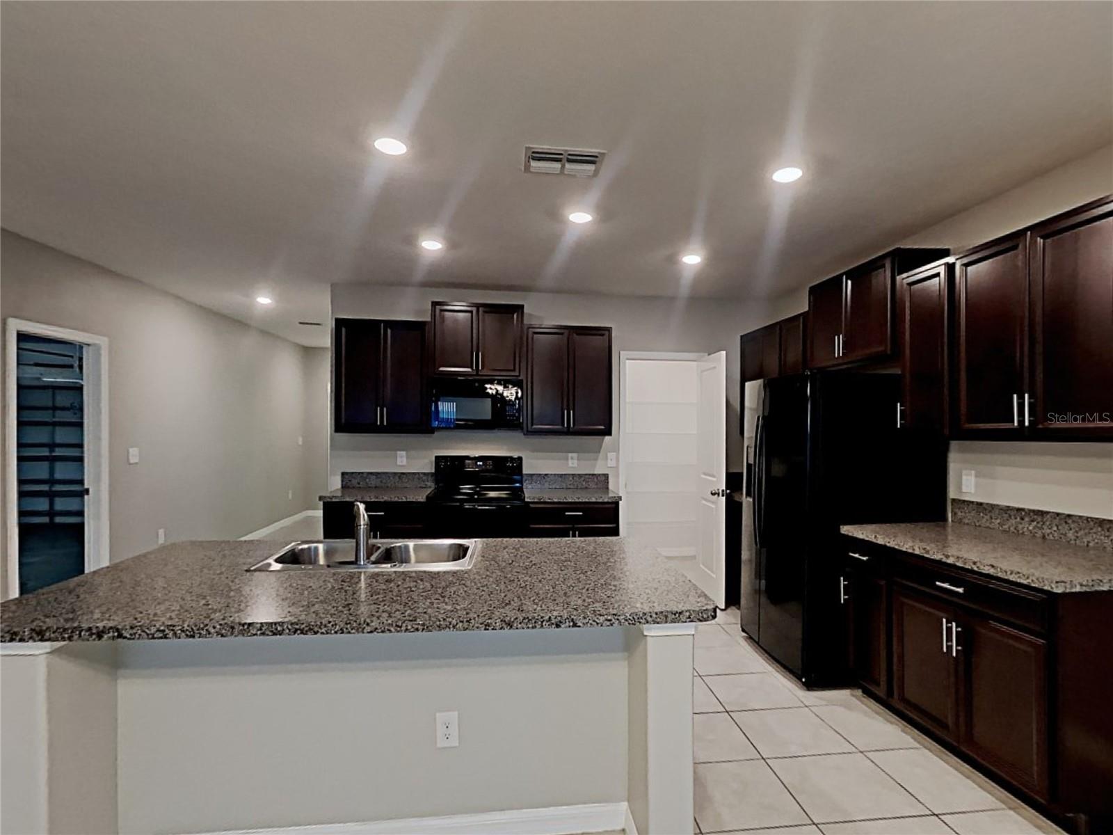 4436 ETERNAL PRINCE DR — photo 6